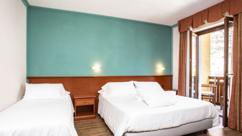 Chambre Triple avec 1 lit simple et 1 lit double