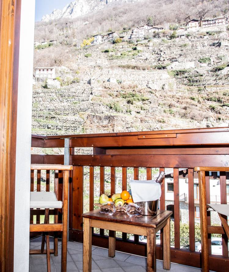 Balcone vista montagna